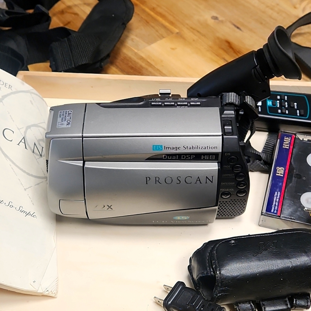 Vintage Camcorder Lot